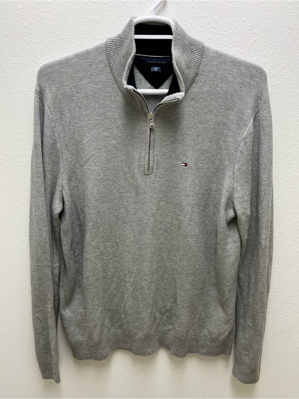 Tommy Hilfiger Men's Gray Knit 1/4 Zip Mock Neck Pullover Sweater XL
